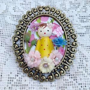 Vintage Wooden Doll Plastic Millinery Flowers Brooch Pin Brass Kitsch